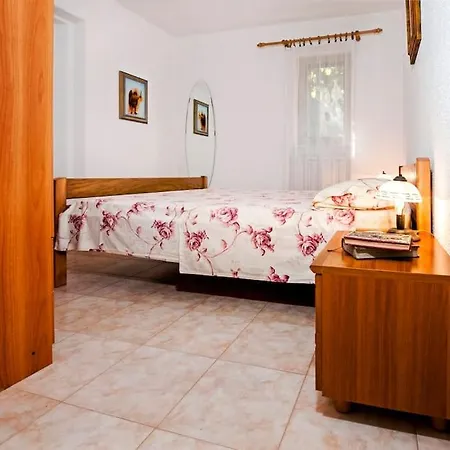 (adults Only) * ロヴィニ